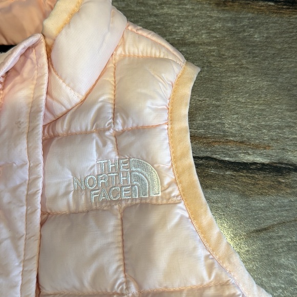 North Face Infant Vest (3-6month) - Picture 2 of 3